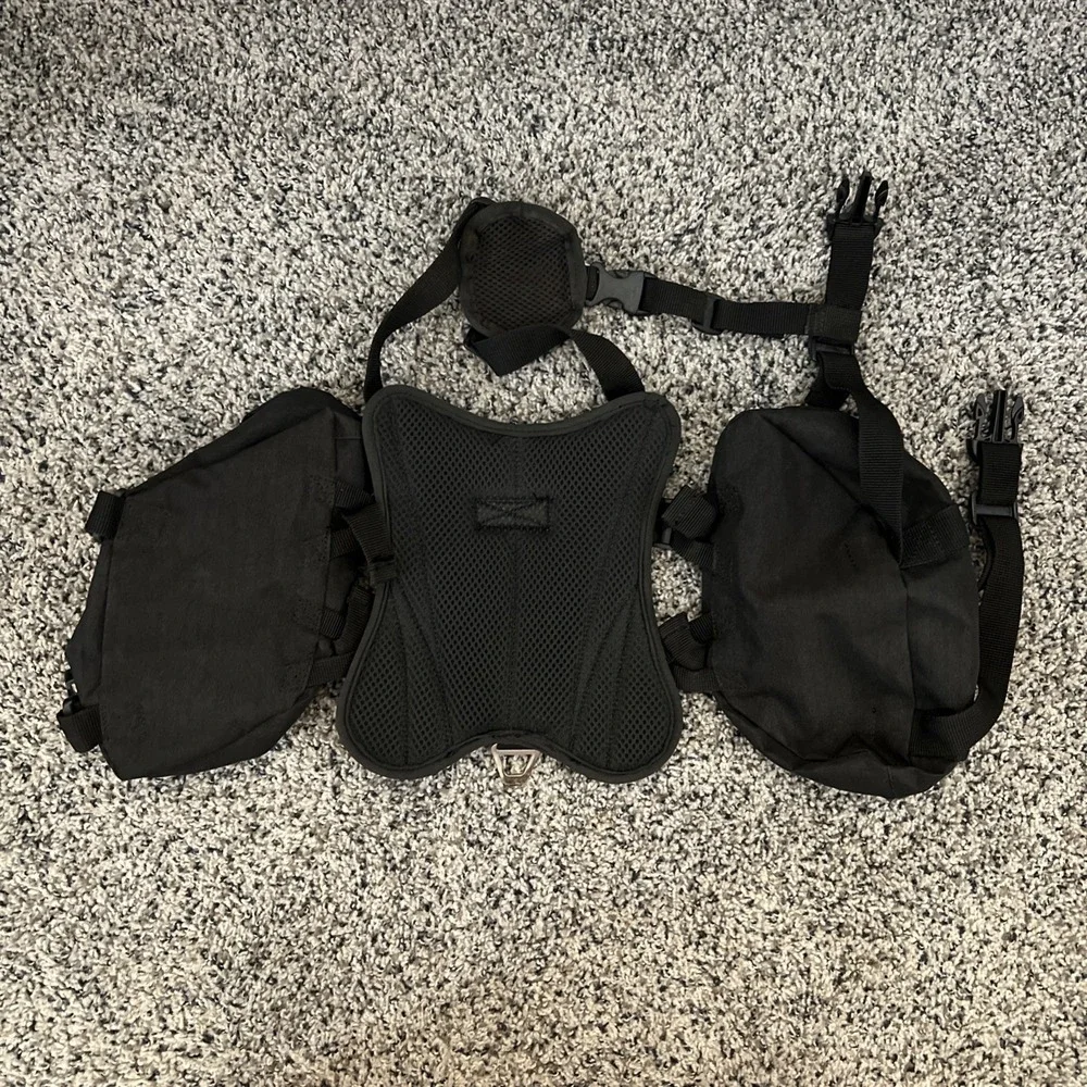 KURGO Tru-Fit Harness ~ Medium Dogs / 25-50 lbs Black & Orange With Side Pouches